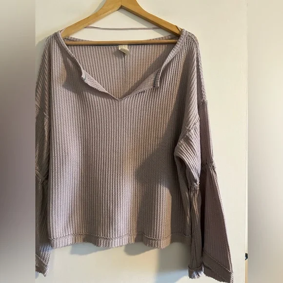 Free People We the Free Light Purple Dahlia Flared Sleeve Thermal Sweater size S - Picture 8 of 11